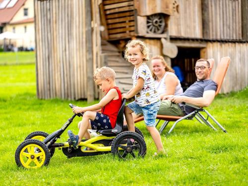 Familienurlaub auf dem Ferienhof am Biberbach