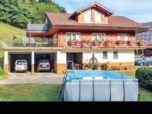 josenfhof_ferienhaus_pool-1-468x312