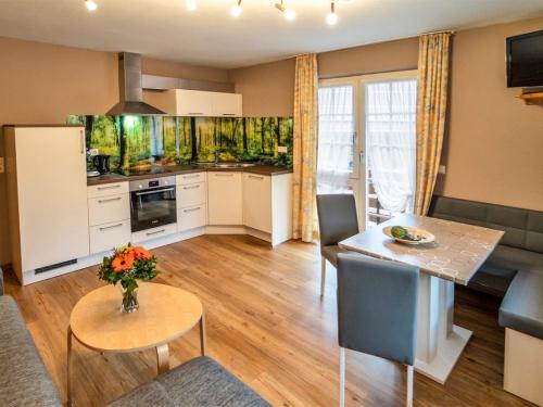 FeWo_Hofblick-Kueche