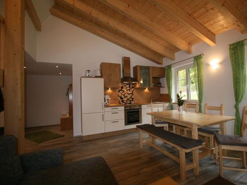 Golddistel Koch/Wohnraum