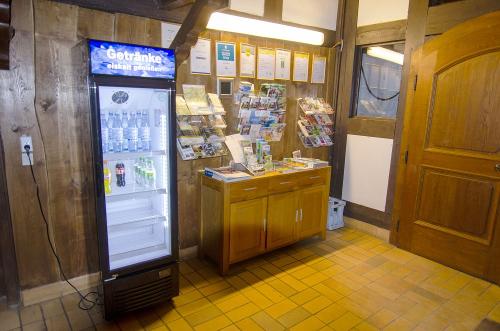 ferienhof verse infostand & getränkekühlschrank