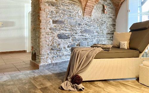Liege im Wellnessbereich