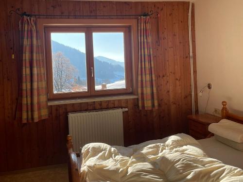 Schlafzimmer 2 mit Doppelbett Schlafzimmer 2 mit Doppelbett