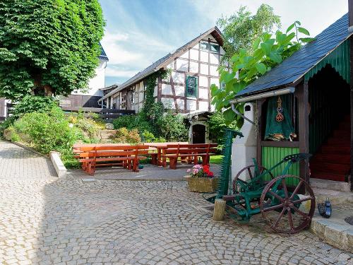Sitzecken im Hof