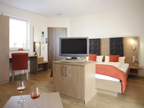 Doppelzimmer mit Dusche & WC im Weingut Reis