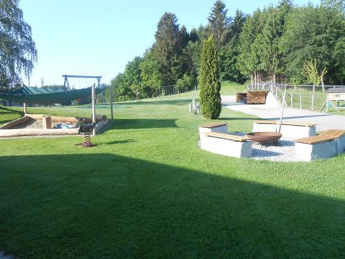 Grillplatz / Sandkasten