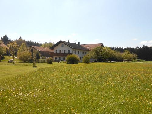 Kaiserhof im Mai
