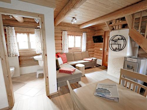 Chalet Muadas Haas, Wohnen auf Paulas Bauernhof für Familien im Bayerischen Wald Chalet Muadas Haas, Wohnen auf Paulas Bauernhof für Familien im Bayerischen Wald