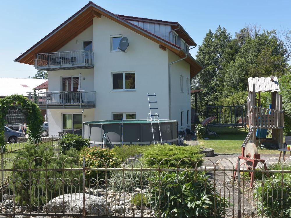 Komplettansicht mit pool Komplettansicht mit pool