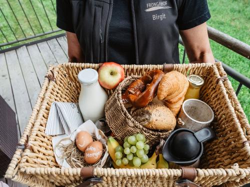 bw_Frühstückskorb Chalet Krautgarten Frongahof Böhmzwiesel_Waldkirchen