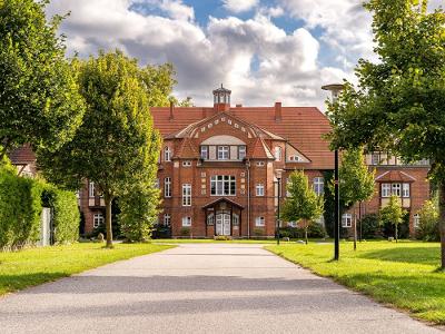 Gesamtansicht des Schlosses von vorne