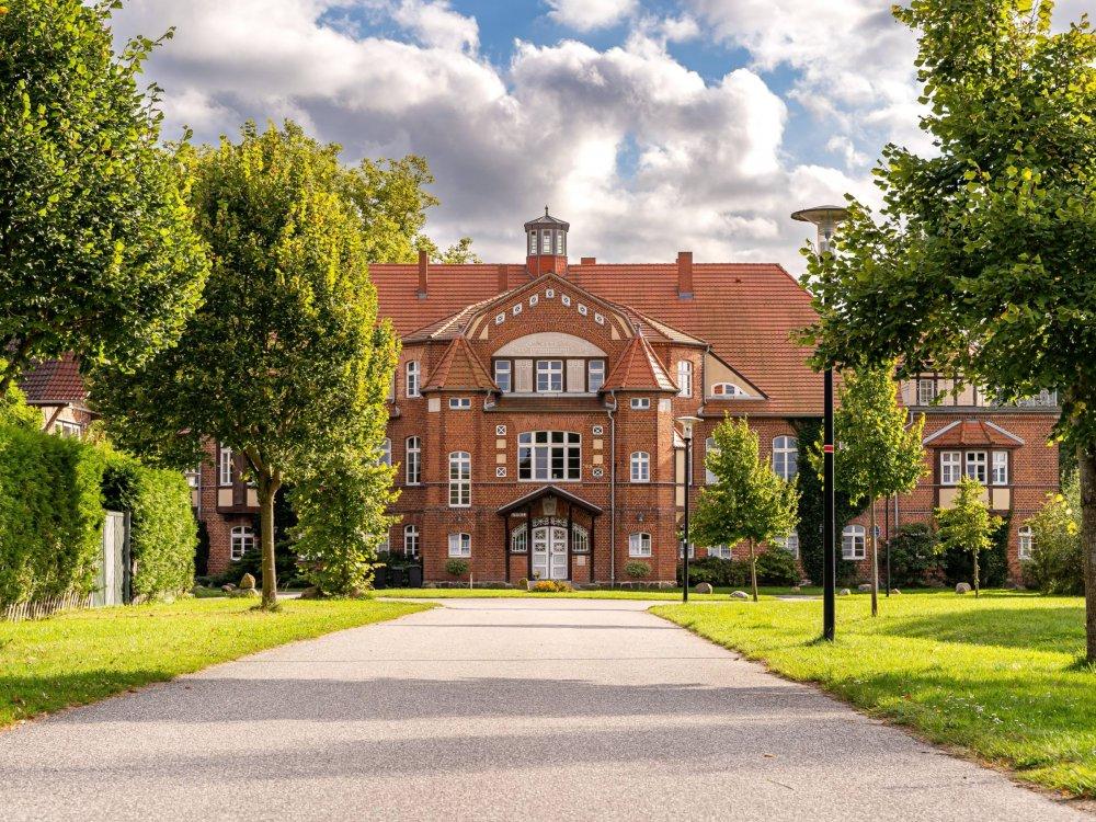 Gesamtansicht des Schlosses von vorne