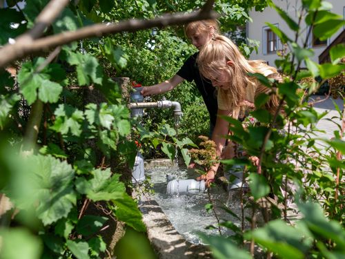 Kinder und Wasser!!!!