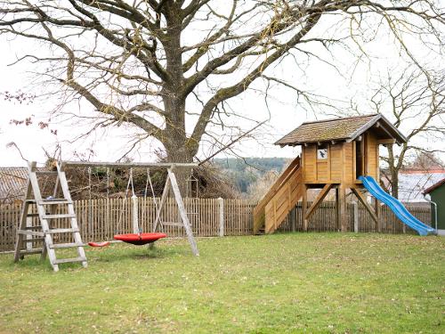 Spielplatz für Kinder Spielplatz für Kinder