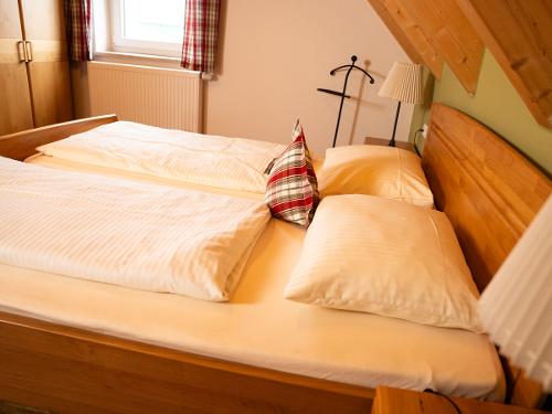 Ferienwohnung Apfel Schlafzimmer Ferienwohnung Apfel Schlafzimmer