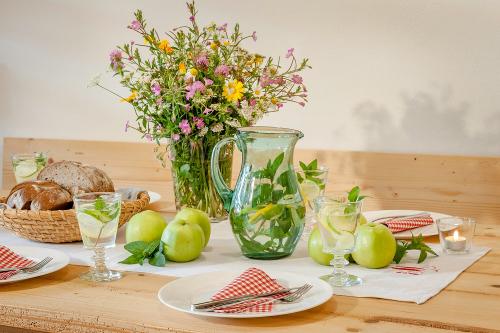 stoellner_0716-8180