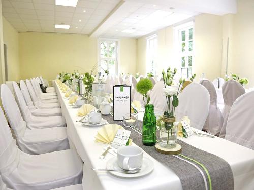 Festsaal im Hotel Zum Herrenhaus Festsaal im Hotel Zum Herrenhaus