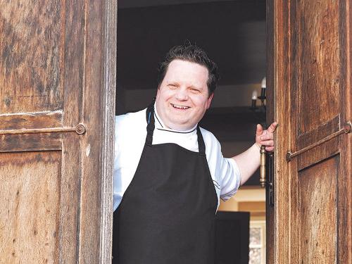 Ihr Gastgeber Manuel Spieth Ihr Gastgeber Manuel Spieth