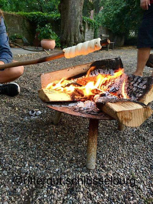 feuerschalestockbrot