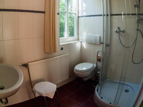 Bad im Doppelzimmer