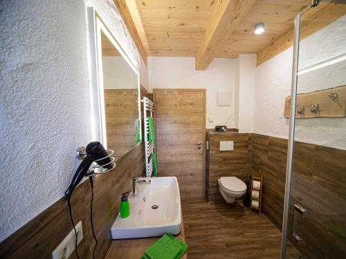 Wohnung01_Bad03-1758