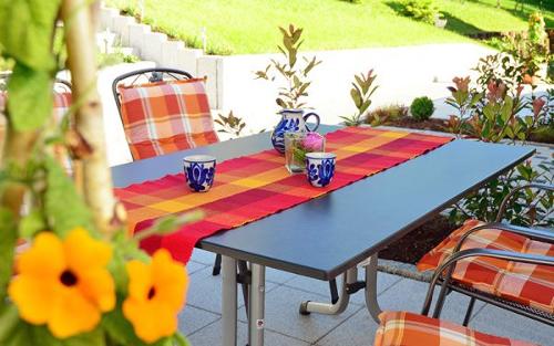Zipperhof gemütliche Terrasen gehören zu jeder Wohnung