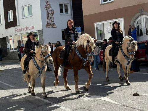 a282ba80-8c83-403c-89c6-ac44a5737a86