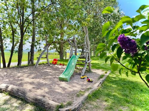 Spielplatz an der Ferienwohnung