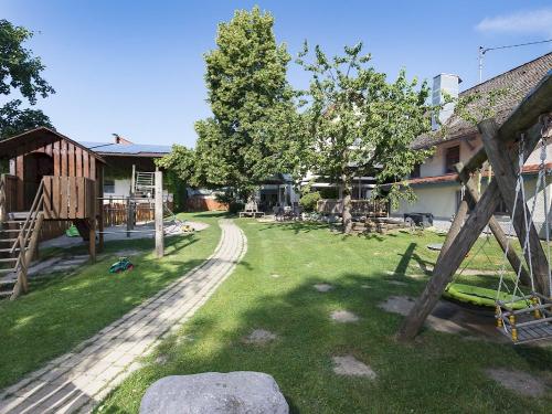 sternen- Biergarten Spielplatz