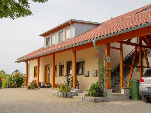Ferienhaus Ansicht vom Parkplatz