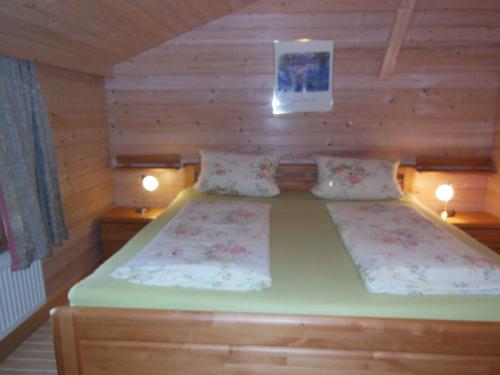 Schlafzimmer Dreisessel