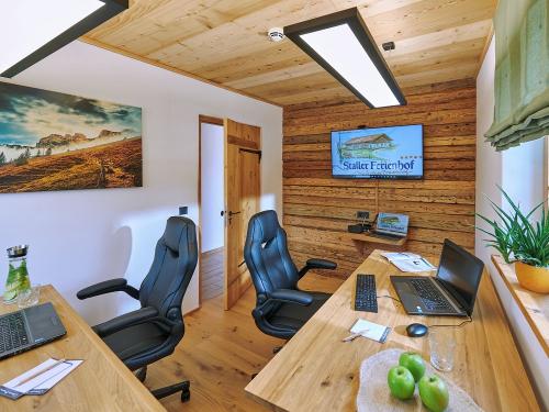 Homeoffice für unser Gäste, falls doch mal gearbeitet werden muss