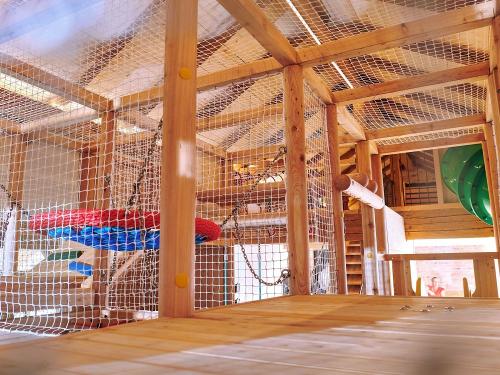 Indoorspielbereich  in der kühlen Jahreszeit beheizt