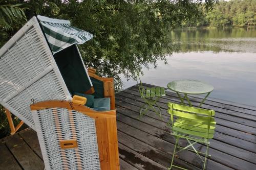 Entspannte Ruhe am See