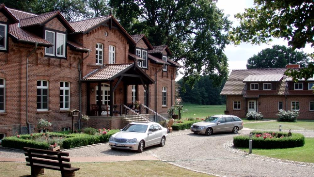 gutshausundferienhuser