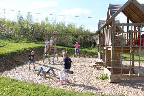 Großer Spielplatz zum toben