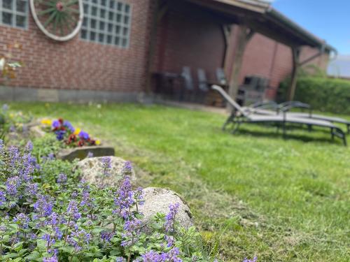 Gartenidylle zum Abschalten und Genießen Gartenidylle zum Abschalten und Genießen