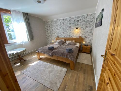 FeWo Diele links Schlafzimmer FeWo Diele links Schlafzimmer