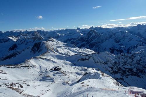 Zahlreiche Skigebiete im Umkreis