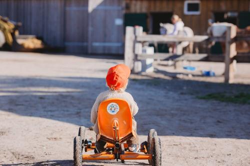 spielplatz2475195