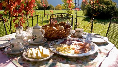 Frühstück im Gaestehaus