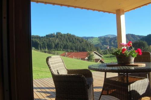 überdachte Terrasse