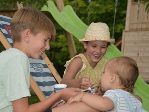 Unser Hofeis schmeckt Unser Hofeis schmeckt