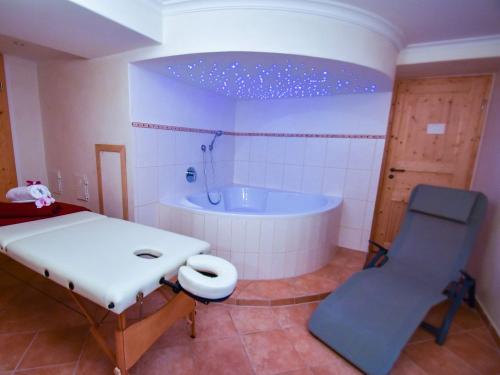 Wanne für Milch und Heubäder Wanne für Milch und Heubäder