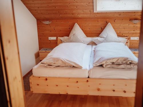 Zirbenschlafzimmer Ferienwohnung