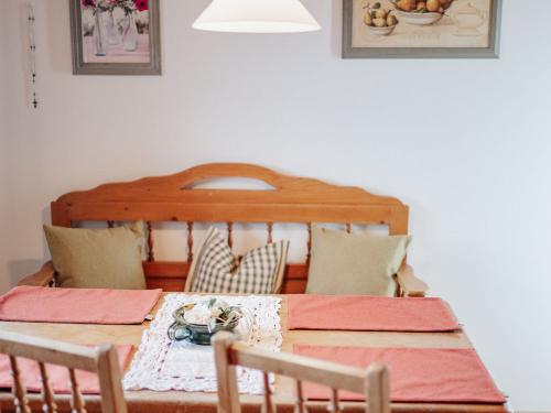 Esstisch in der Ferienwohnung