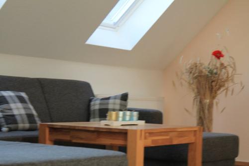 Blick in das gemütliche Wohnzimmer