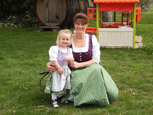 Astrid u. Agnes Streidl