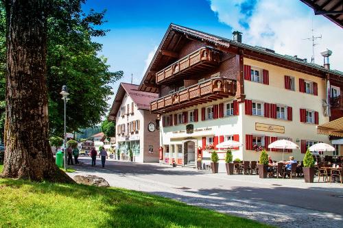 Unser Dorfgasthof beim Kreuzwirt in Fischen