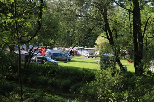 camping-34-1030x687